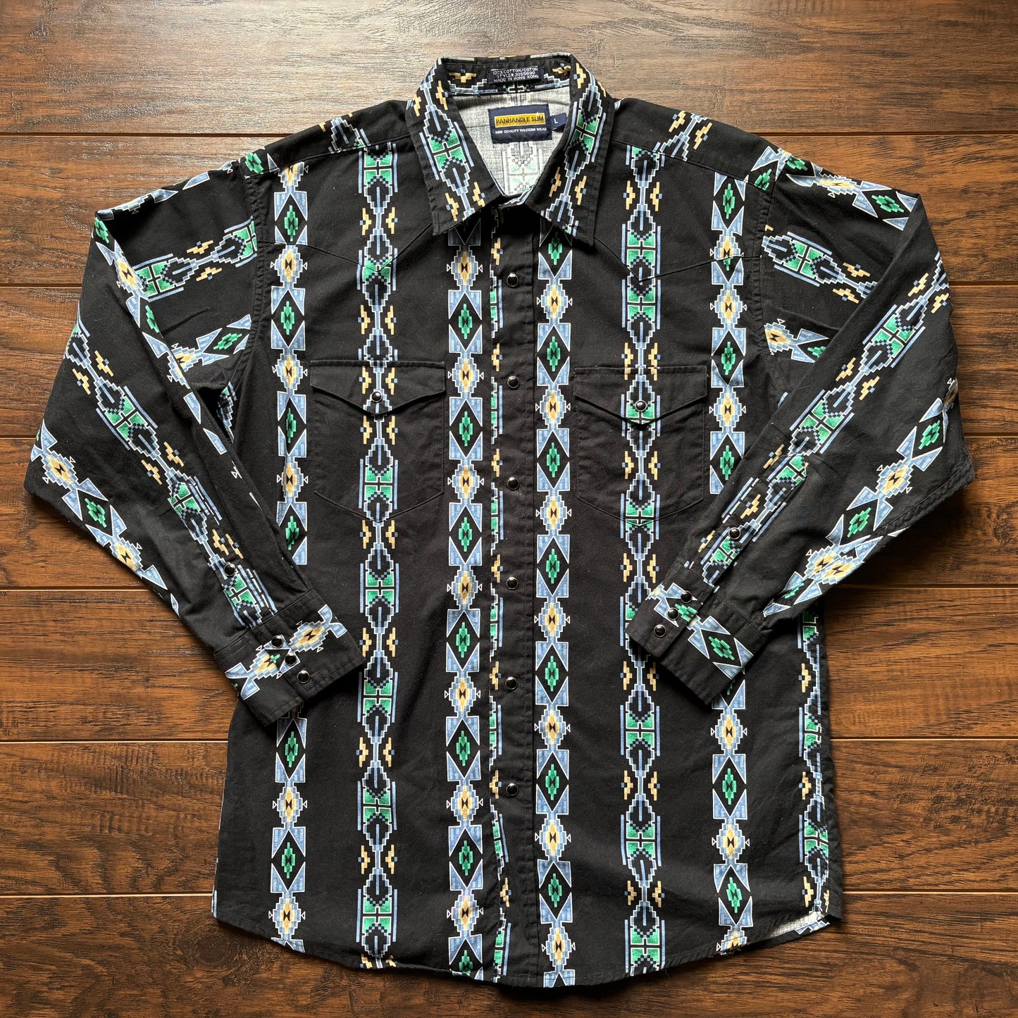 Vintage Western Men’s Panhandle Slim Aztec Print Shirt | Made in Korea