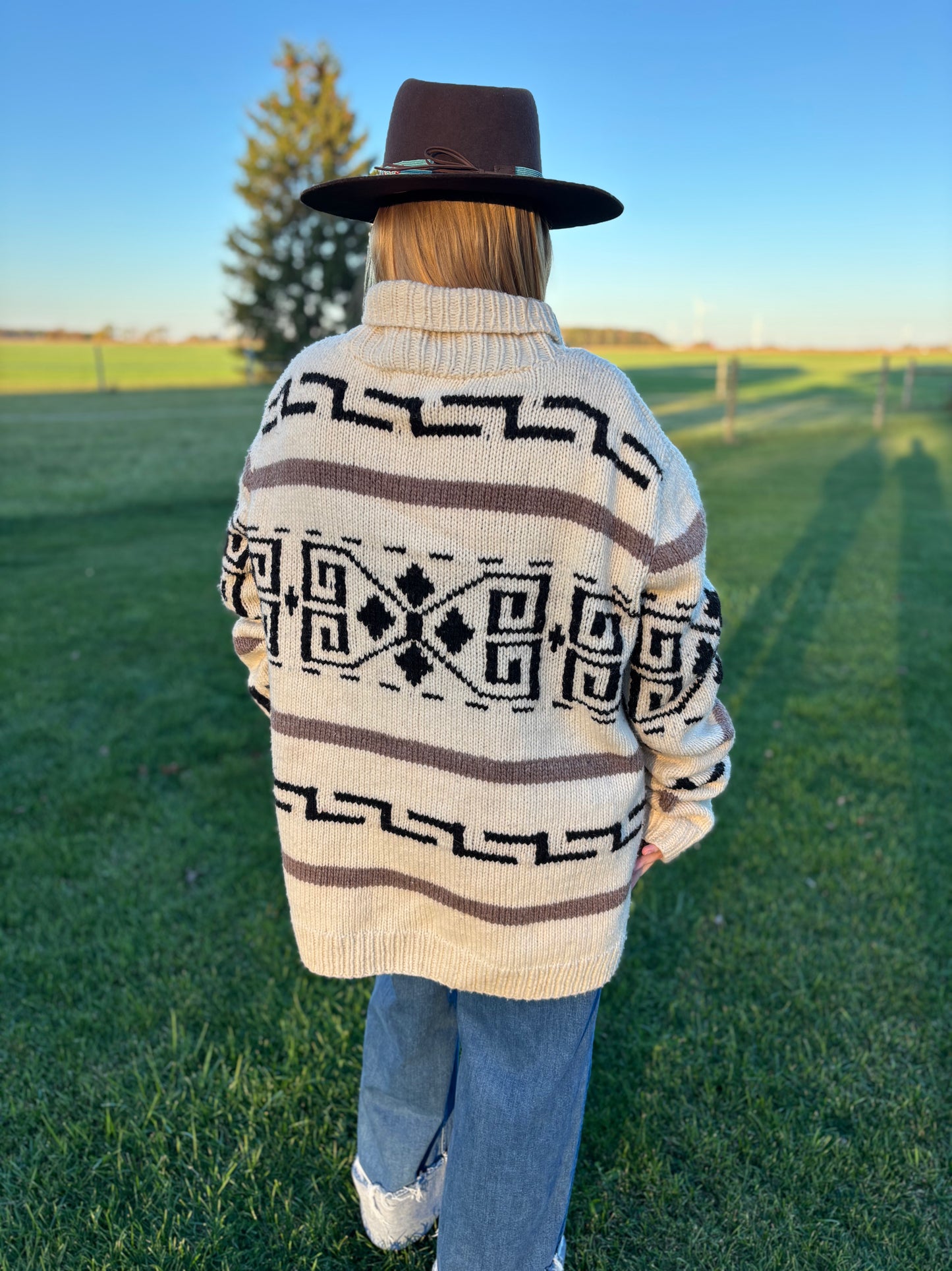Men’s Camp Kitschy Knits Wool Sweater Cardigan | The Big Lebowski