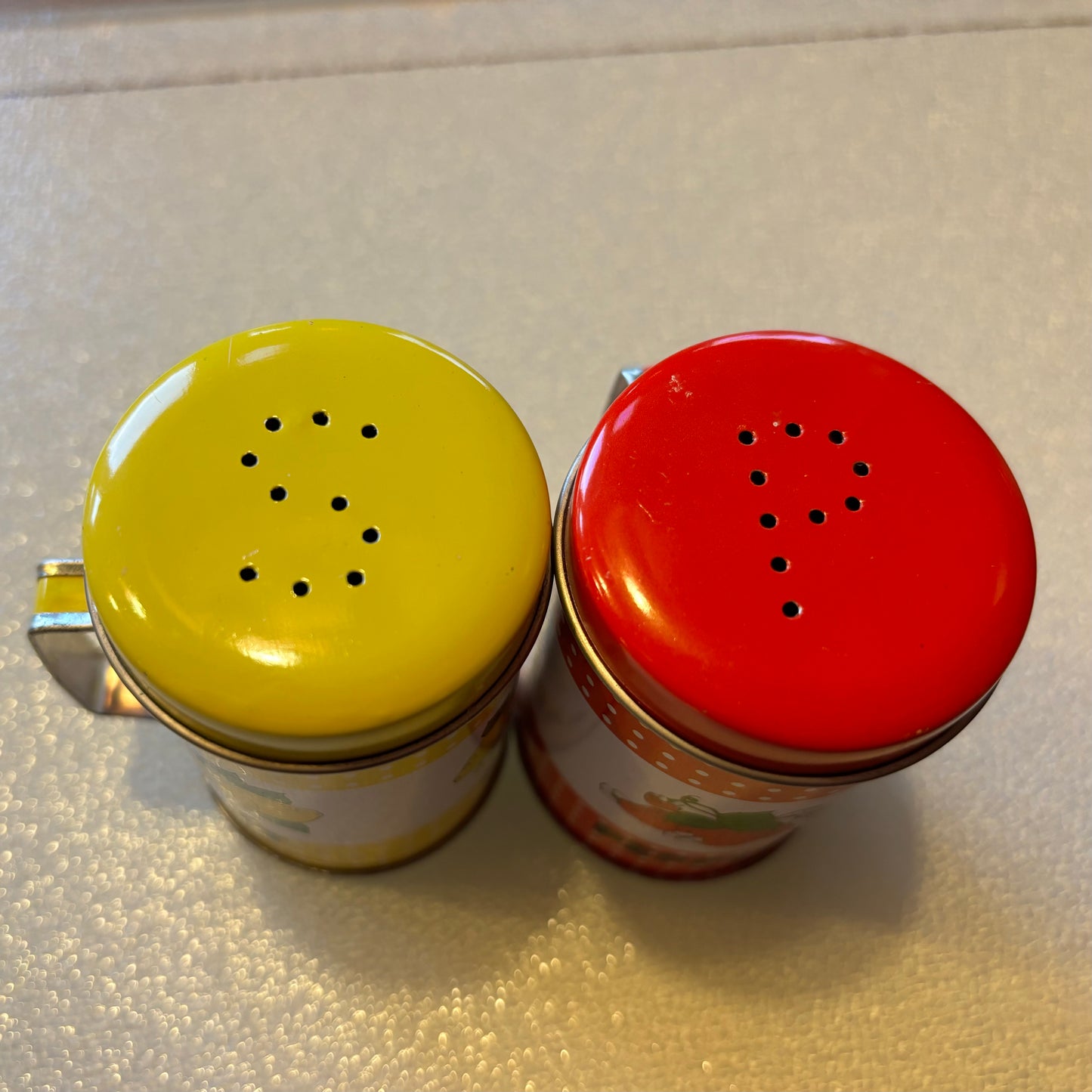 1985 Giftco Lemon and Strawberry Tin Salt and Pepper Shakers | Made in Hong Kong