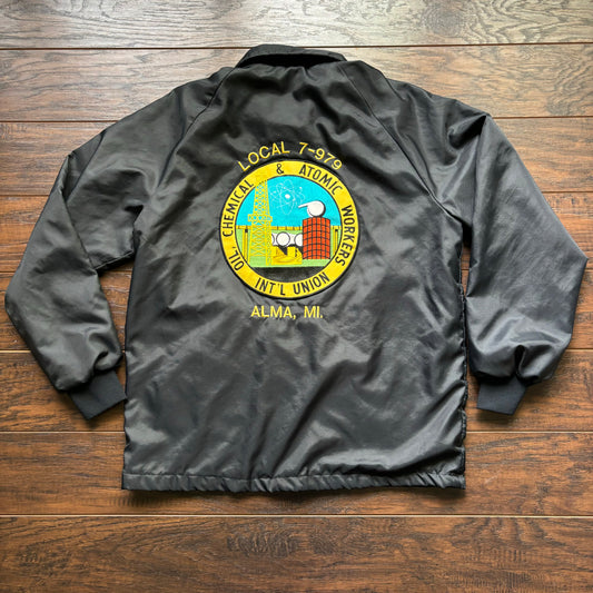 Vintage Oil, Chemical & Atomic Workers International Union Local 7-979 Alma, MI Nylon Wind Breaker Jacket