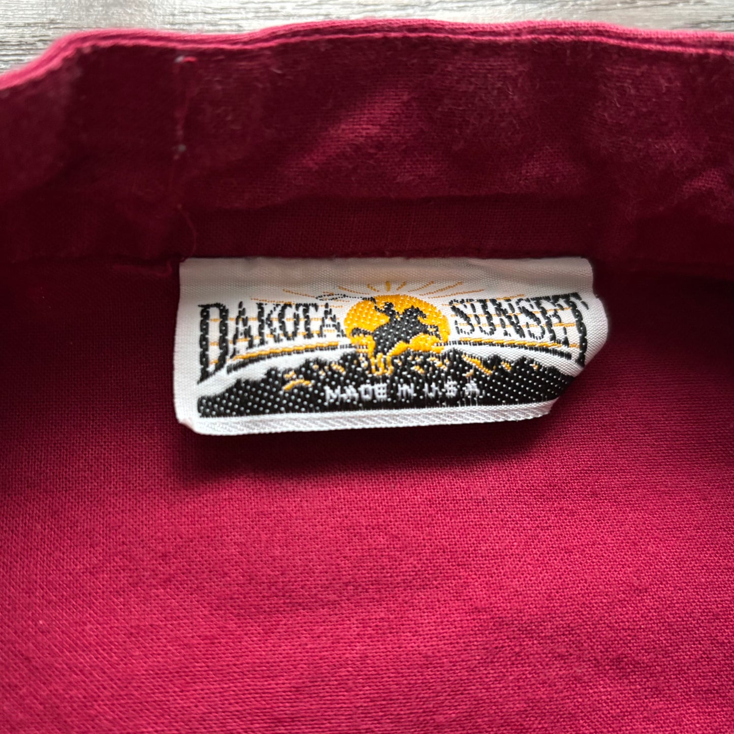 90’s Vintage Western Men’s Dakota Sunset Shirt | Made in the USA