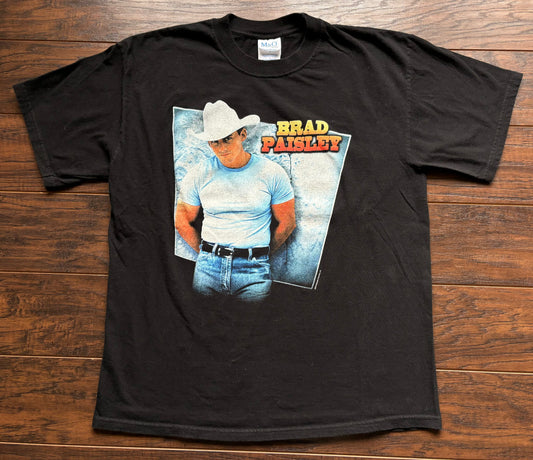 2003 Vintage Western Brad Paisley “Celebrity Tour” Country Concert T-Shirt