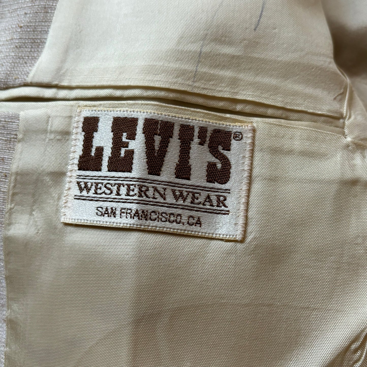 Vintage Western Men’s Levi’s Blazer with Faux Arrow Pockets and Western Yolks | Made in USA