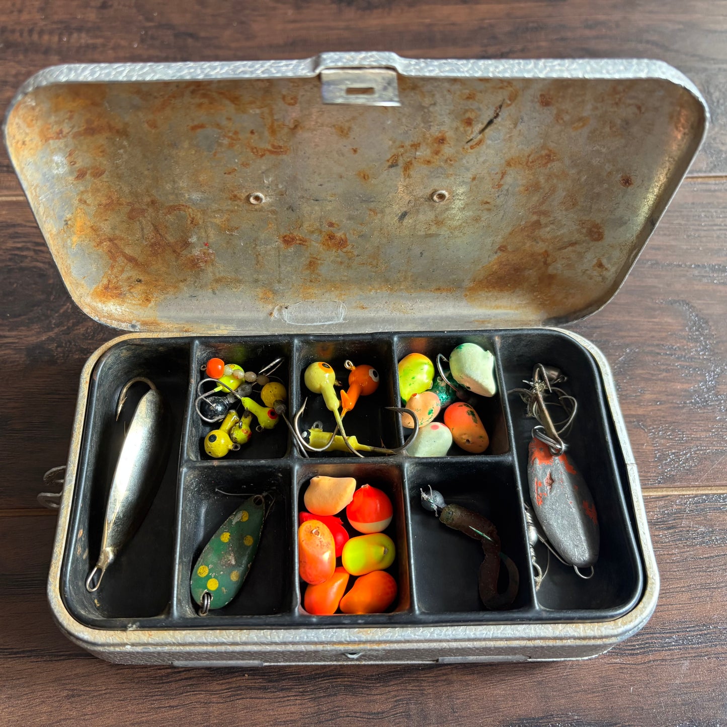 Vintage UMCO P-9 Aluminum Fishing Tackle Box with Lures | Double Sided Metal Tackle Box | Made in USA | 1970s Fishing Gear