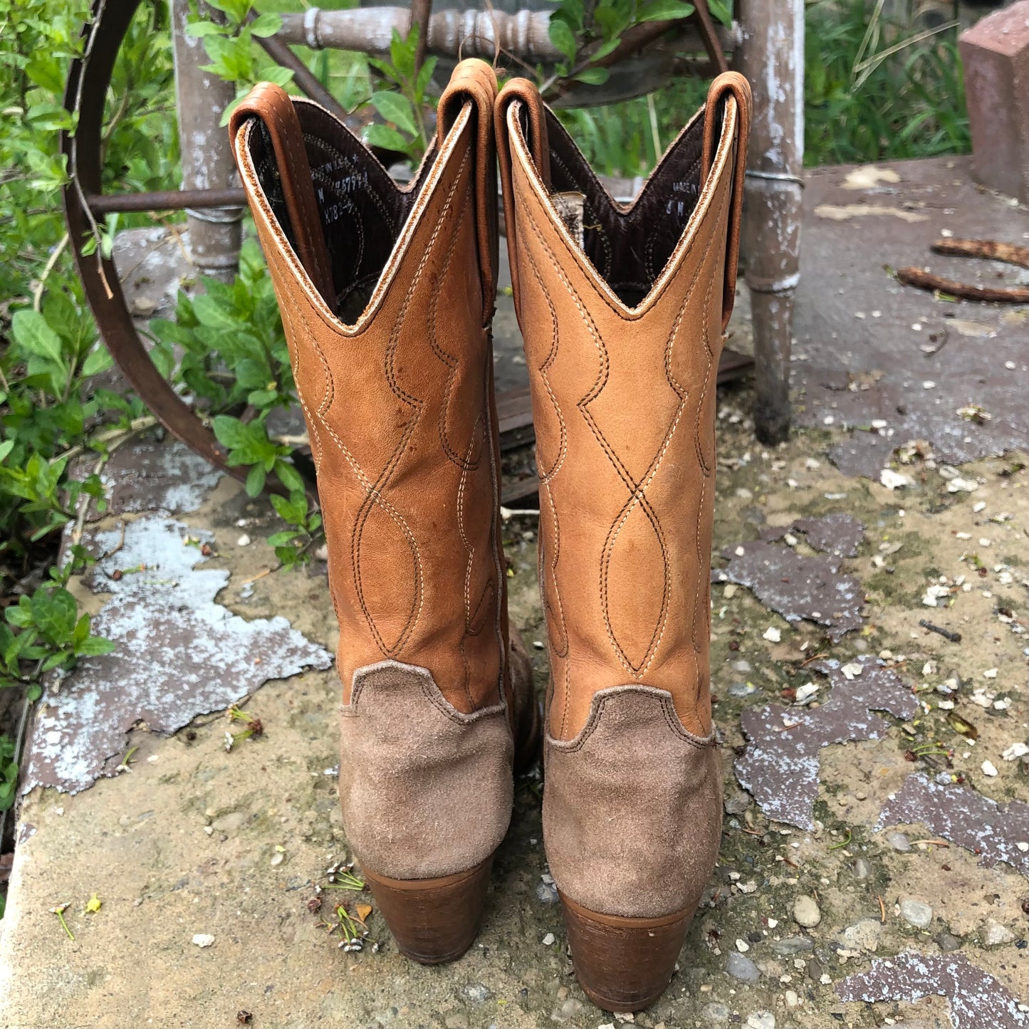 Vintage Western Women’s Dexter Two Tone Brown Cowgirl Boots | Made in USA