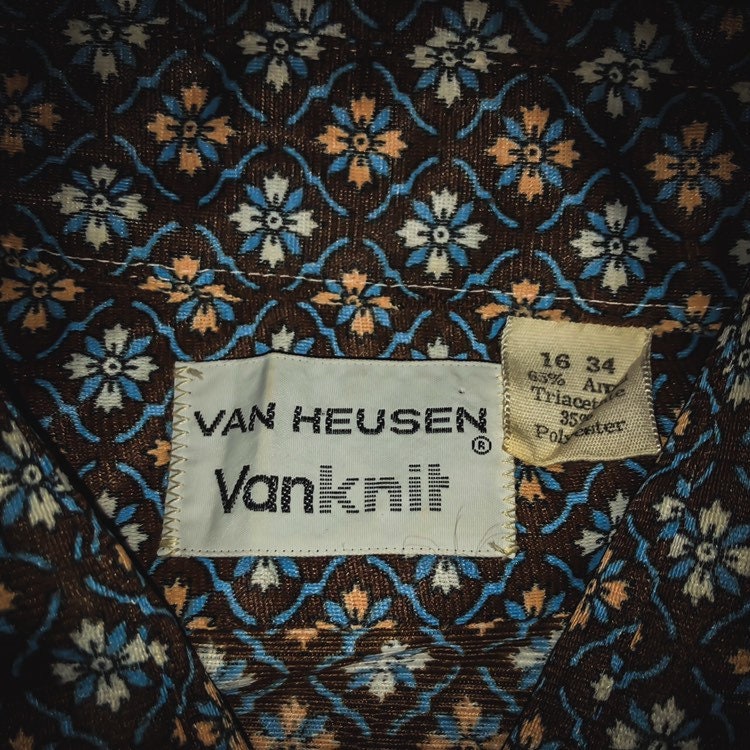 1970's Vintage Hippie Men's Van Heusen Vanknit Floral Shirt