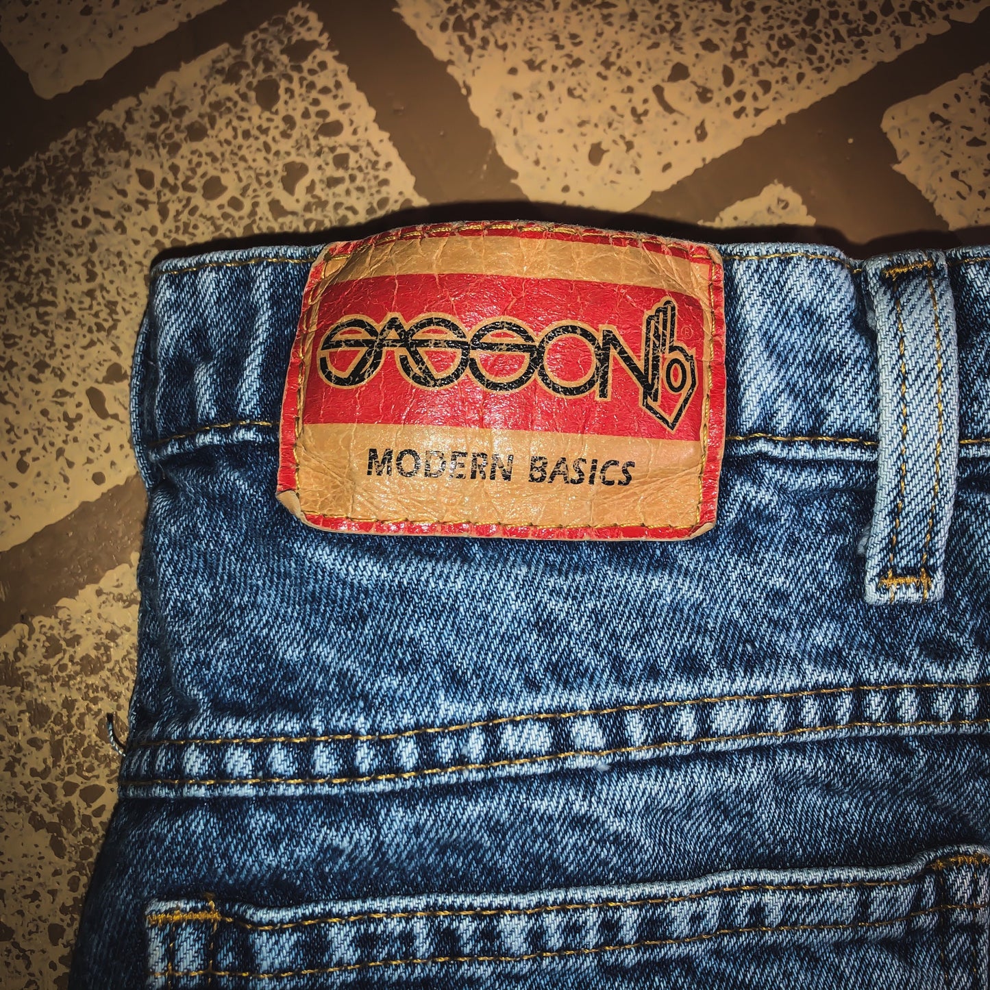 Vintage Women’s Sasson Modern Basic Tapered High Waisted Acid Wash Jeans