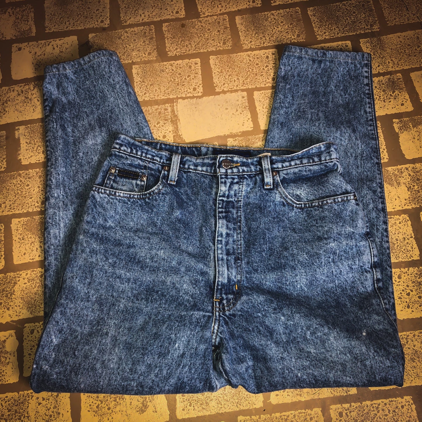 Vintage Women’s Sasson Modern Basic Tapered High Waisted Acid Wash Jeans