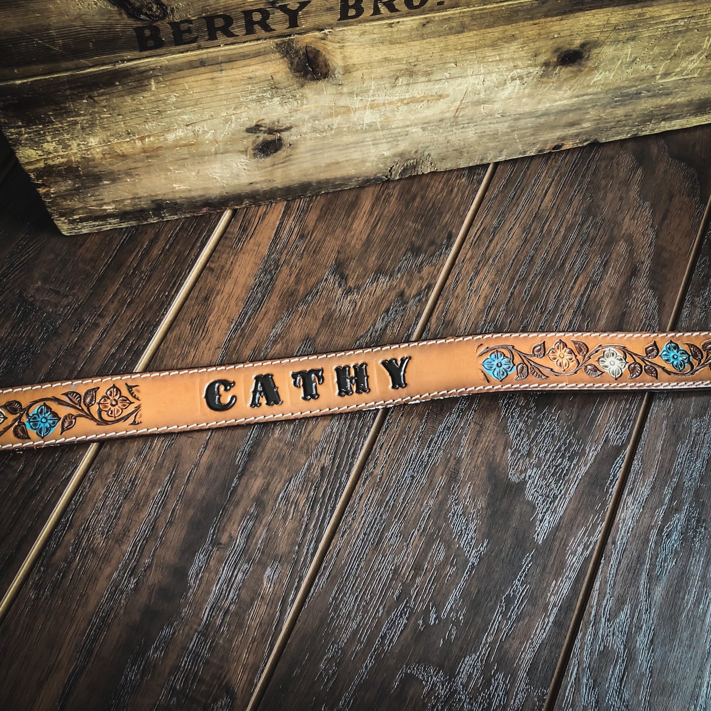 Vintage Western Kids Hand Tooled and Painted Leather Belt | Cathy