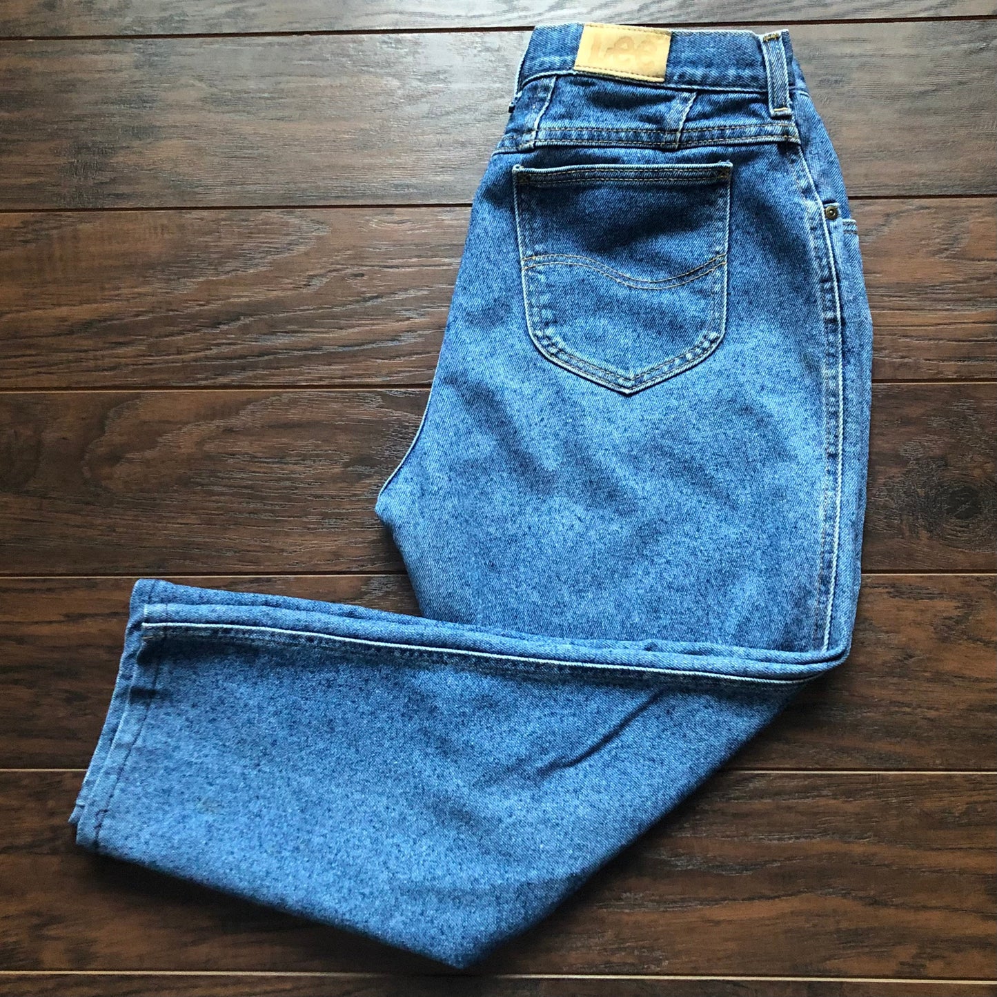 Vintage Women’s High Waisted Tapered Leg Lee Jeans